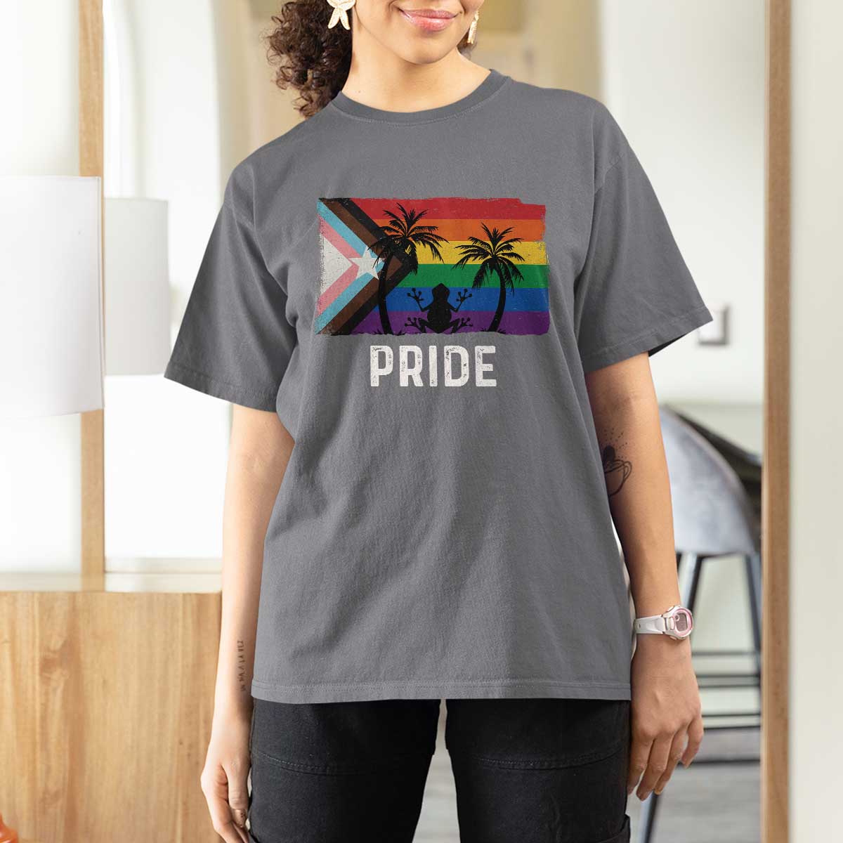 Puerto Rican LGBTQ T Shirt For Women Boricua Rainbow Flag Pride