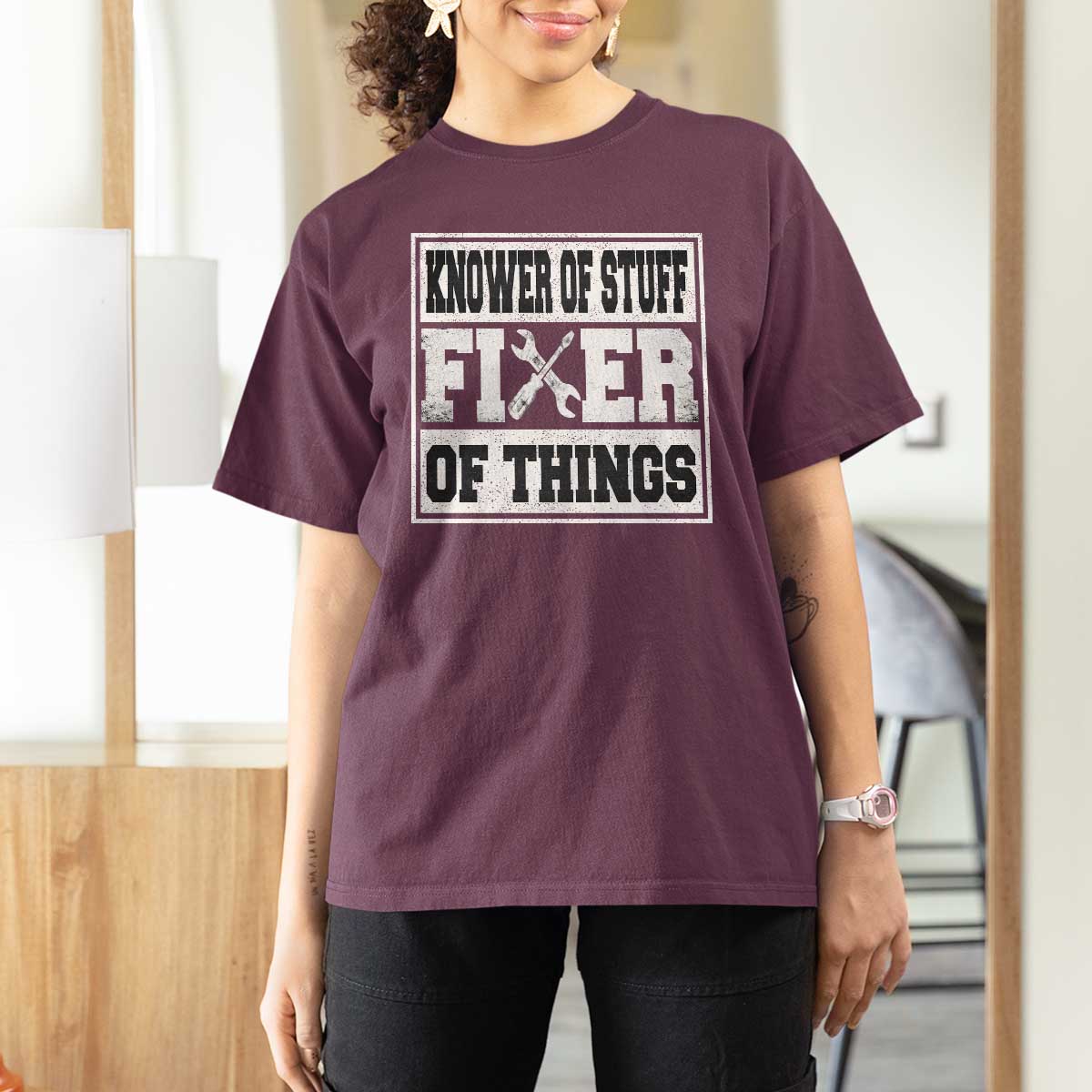 Knower Of Stuff Fixer Of Things T Shirt For Women Funny Handyman Dad Husband Fathers Day Gift