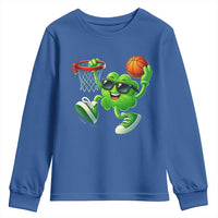 Basketball St Patricks Day Youth Sweatshirt Cute Irish Shamrock Playing Basketball Player Team Boys