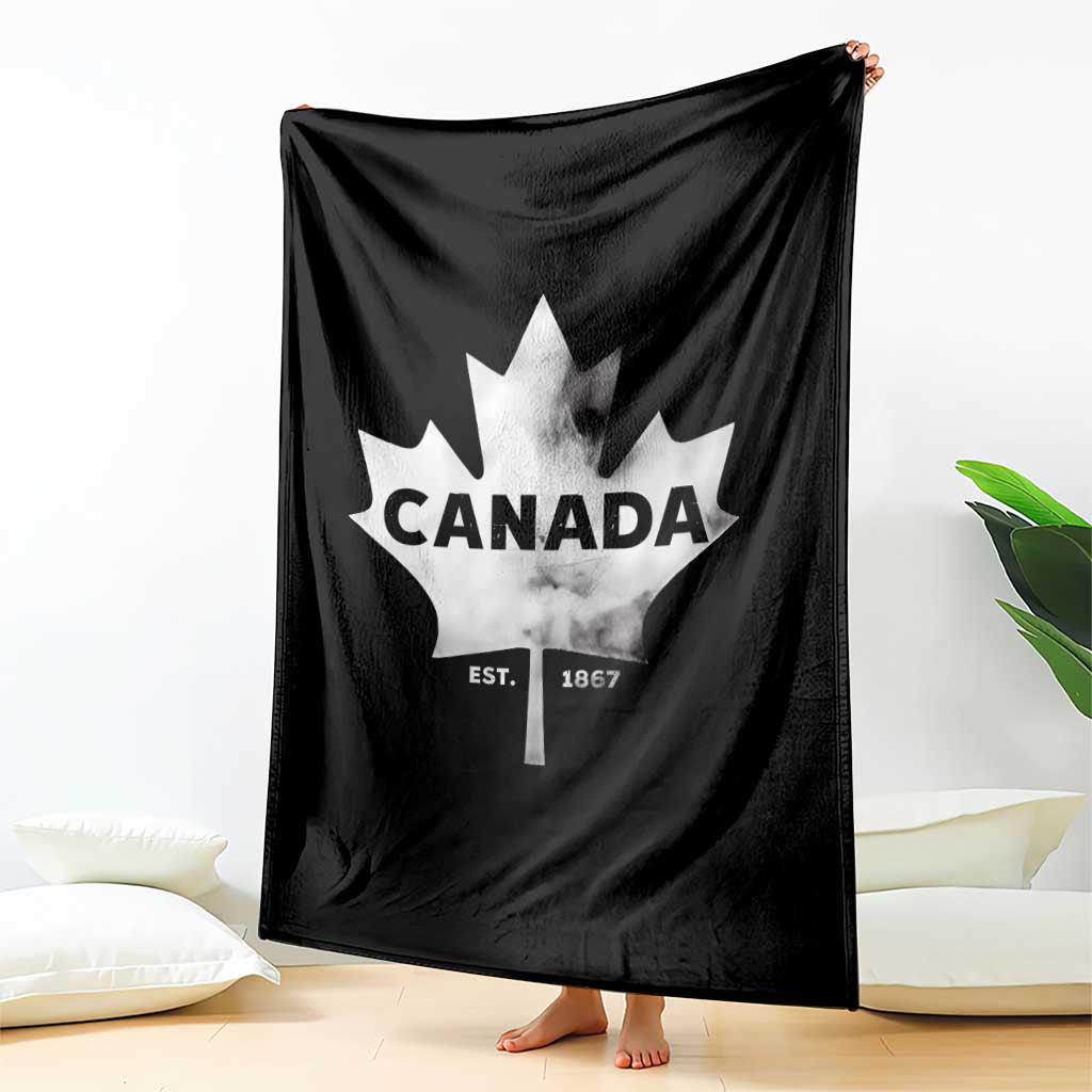 Canada Flag Throw Blanket Canadian Maple Leaf Vintage Retro Sport - Wonder Print Shop