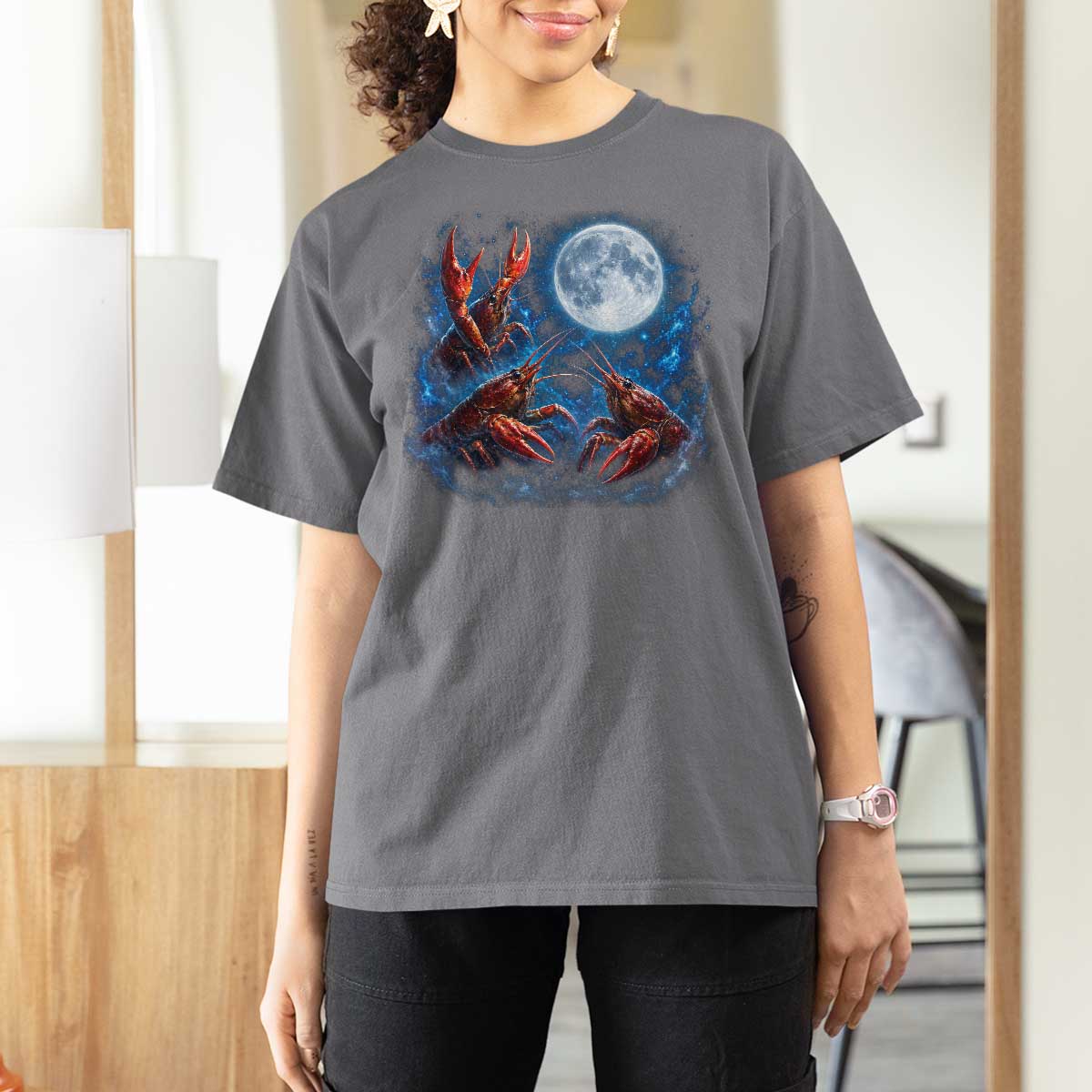 Three Crawfish Moon T Shirt For Women Lobster Howling To The Moon Vintage Moon Animals