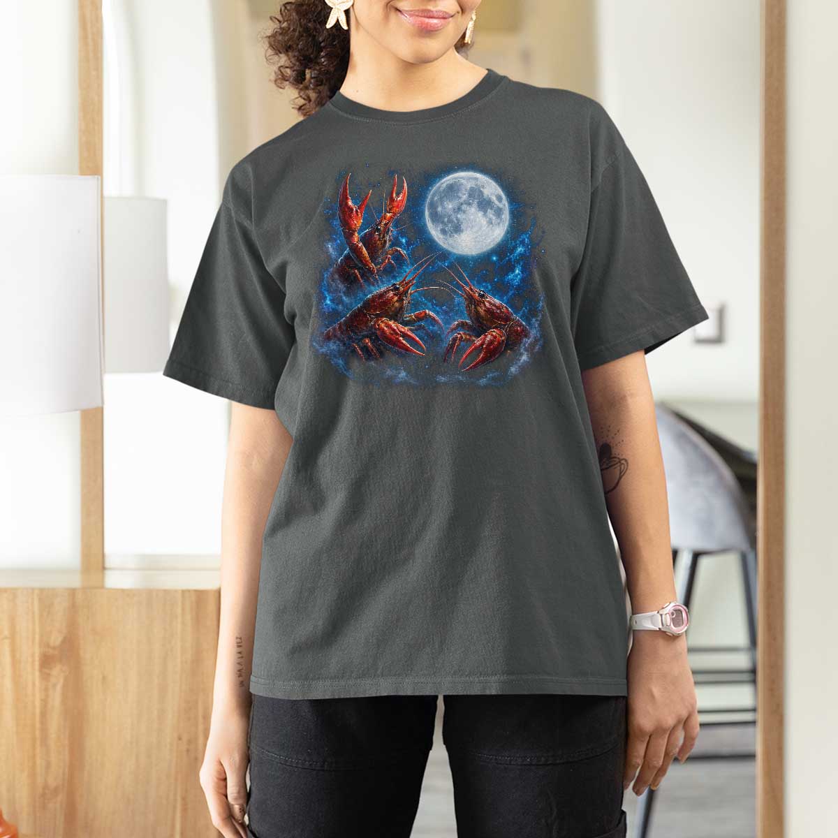 Three Crawfish Moon T Shirt For Women Lobster Howling To The Moon Vintage Moon Animals