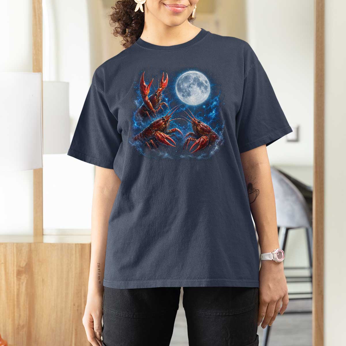 Three Crawfish Moon T Shirt For Women Lobster Howling To The Moon Vintage Moon Animals