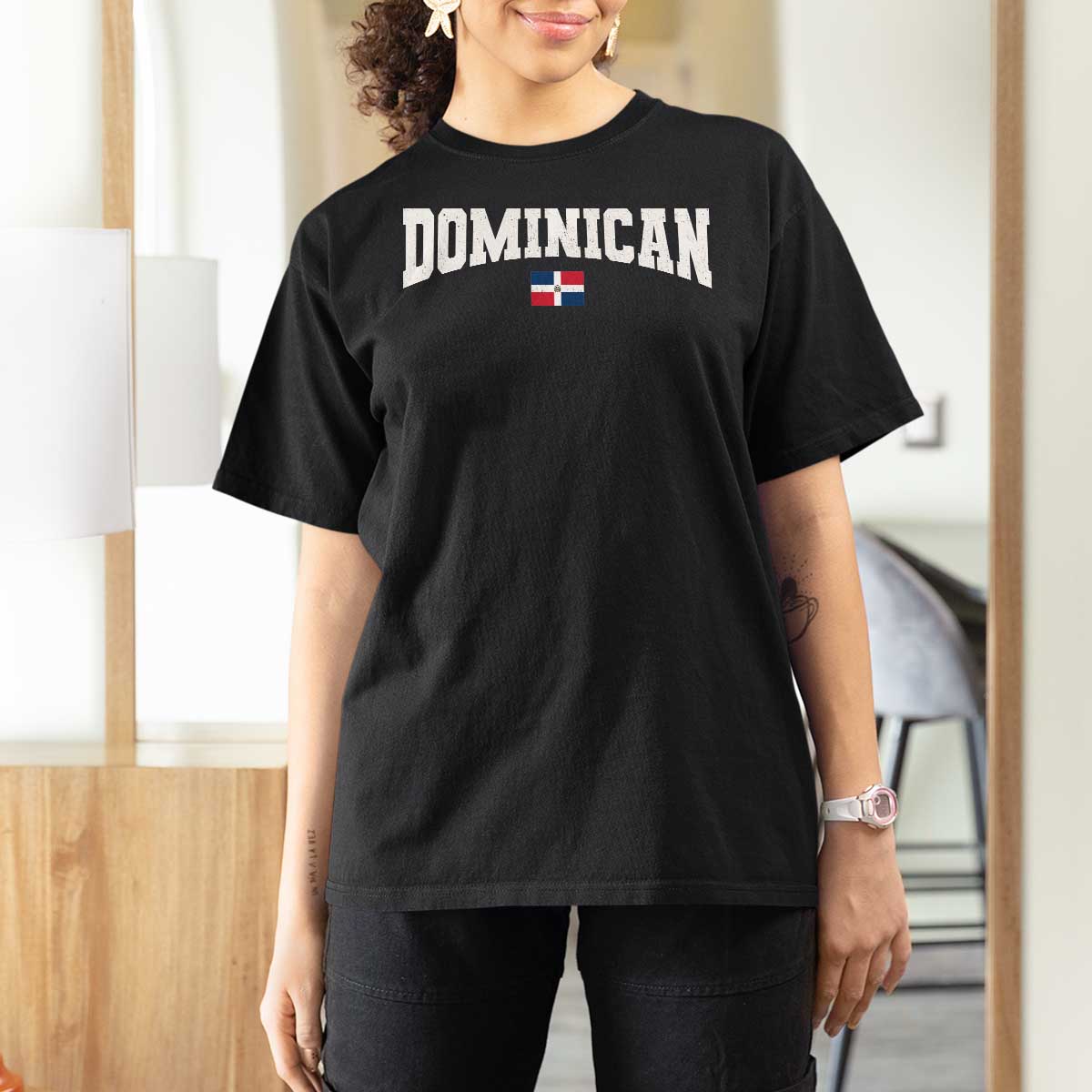 Vintage Dominican Republic Flag T Shirt For Women Retro Varsity Caribbean Pride Heritage Gift