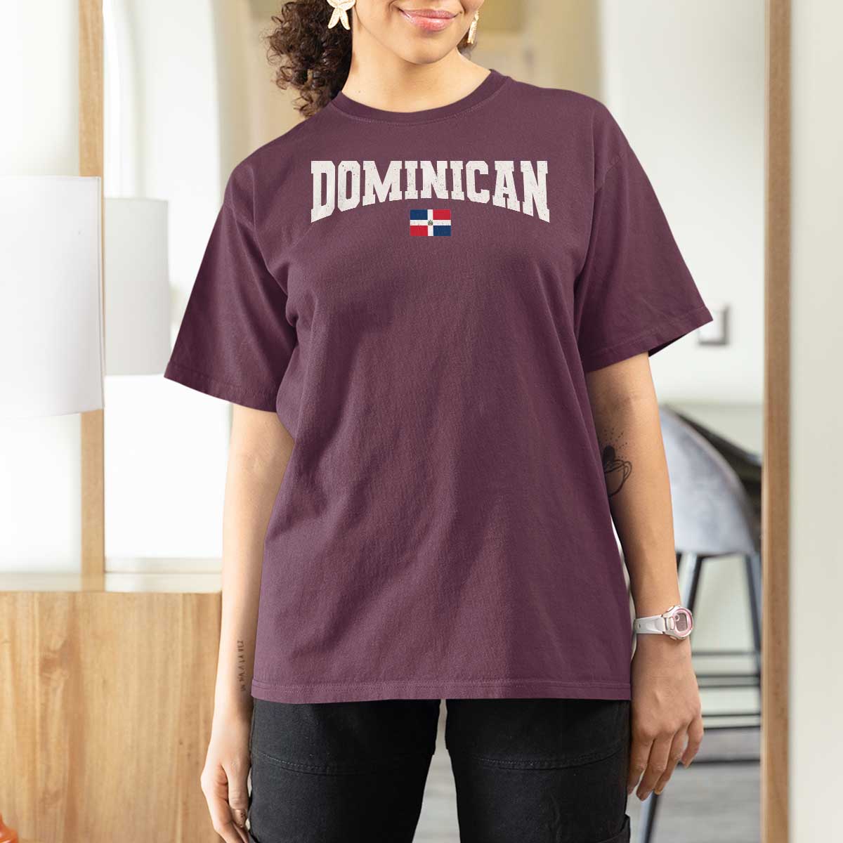 Vintage Dominican Republic Flag T Shirt For Women Retro Varsity Caribbean Pride Heritage Gift
