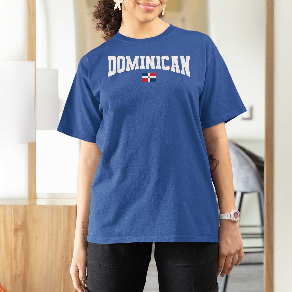 Vintage Dominican Republic Flag T Shirt For Women Retro Varsity Caribbean Pride Heritage Gift