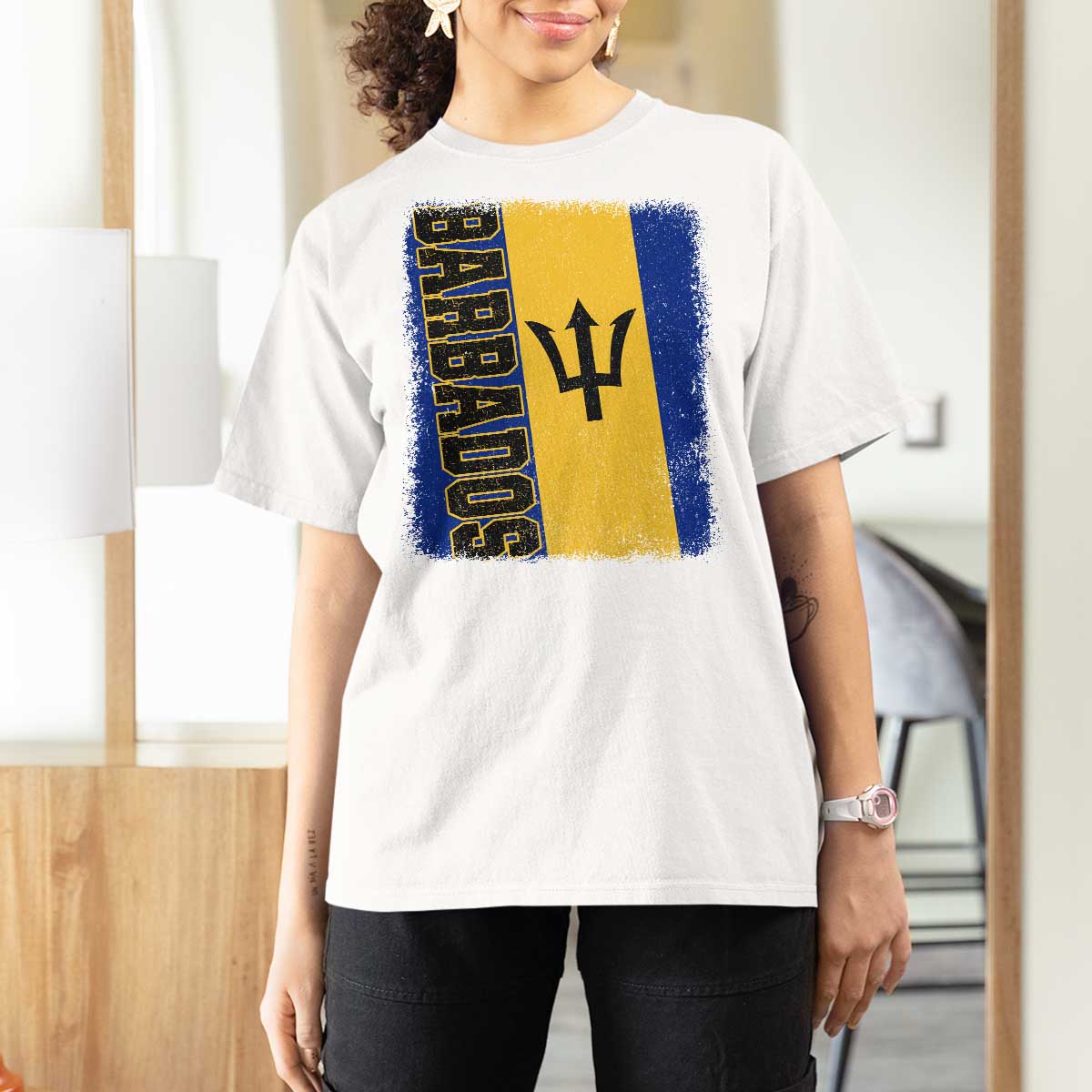 Vintage Barbados Flag T Shirt For Women Distressed Patriotic Caribbean Island Barbadian Pride Heritage Gift