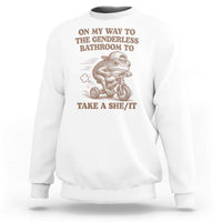 On My Way To The Genderless Bathroom To Take a She/It Sweatshirt Funny Frog Graphic