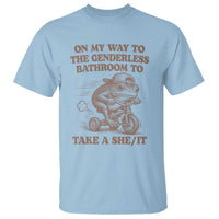 On My Way To The Genderless Bathroom To Take a She/It T Shirt Funny Frog Graphic