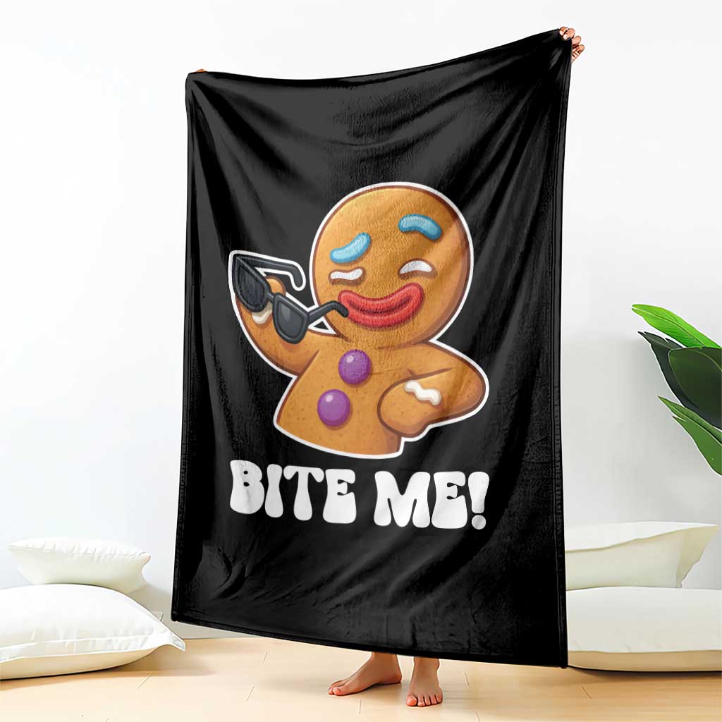 Funny Xmas Gingerbread Man Throw Blanket Funny Sexy Cookie Bite Me - Wonder Print Shop
