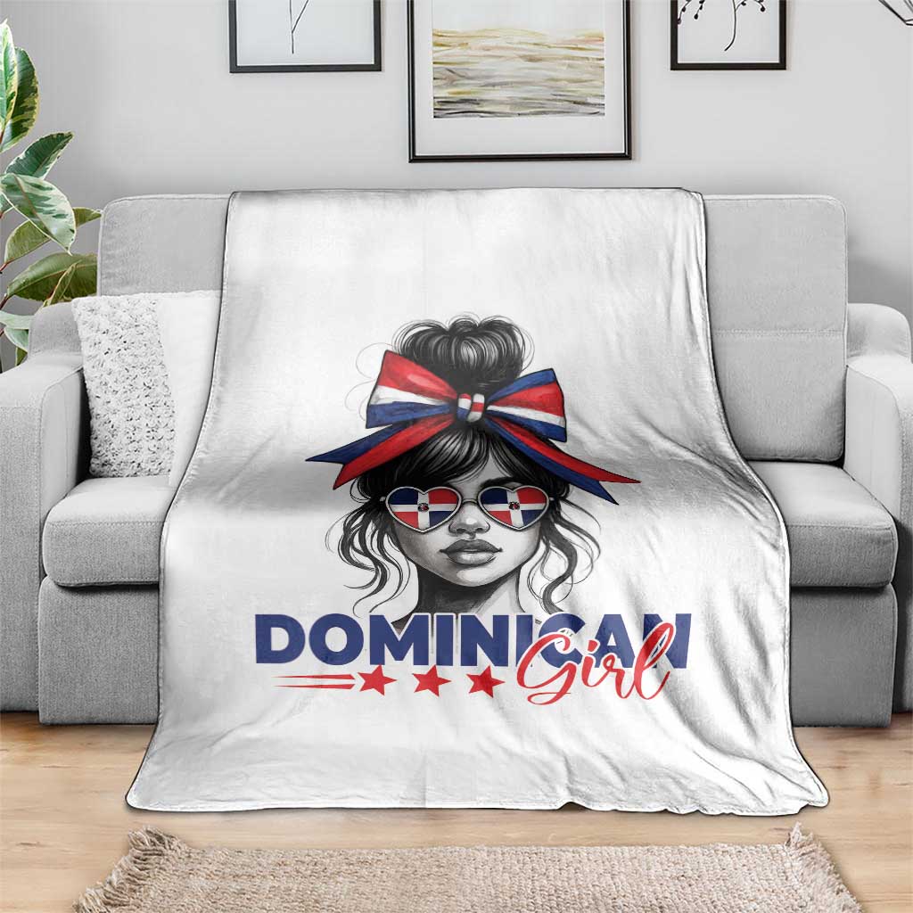 Dominican Girl Throw Blanket Messy Bun Caribbean Dominican Republic DR Flag - Wonder Print Shop