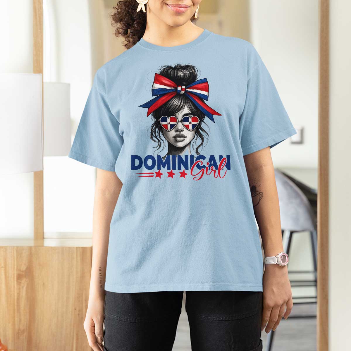 Dominican Girl T Shirt For Women Messy Bun Caribbean Dominican Republic DR Flag - Wonder Print Shop