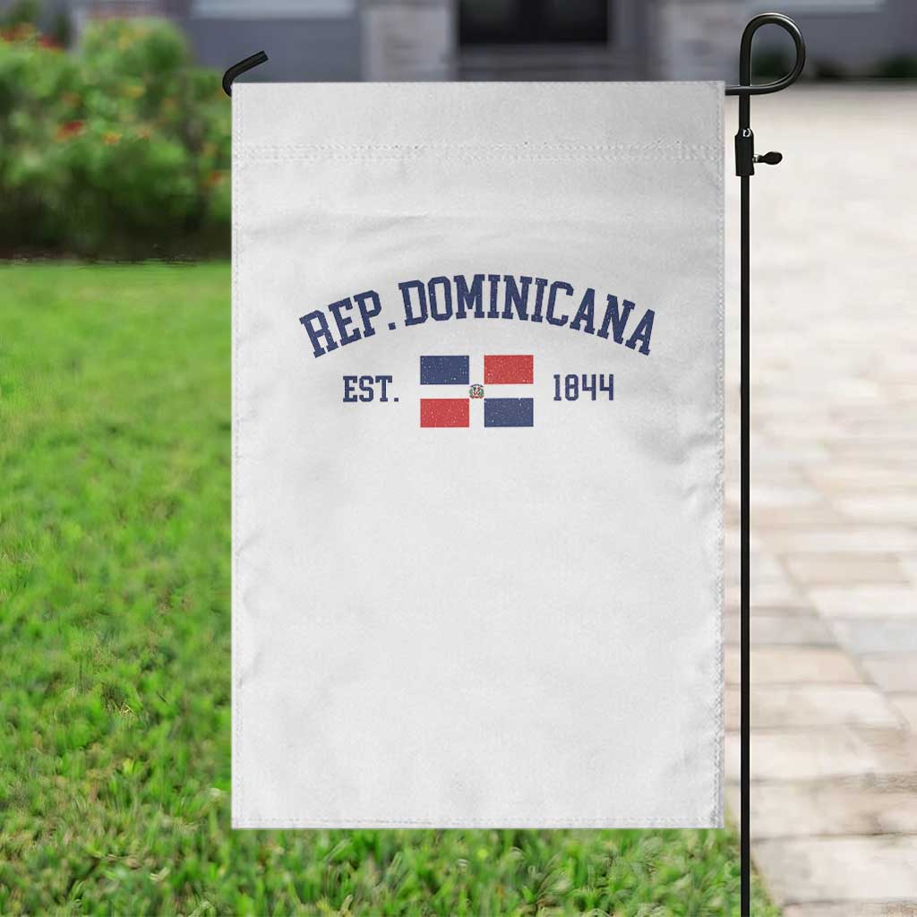 Dominican Republic Garden Flag Vintage Distressed Varsity Rep Dominicana Flag - Wonder Print Shop