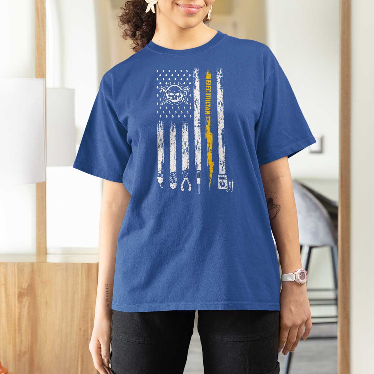 Electrician US Flag T Shirt For Women Tools for Electricians Skull Lightning Graphic