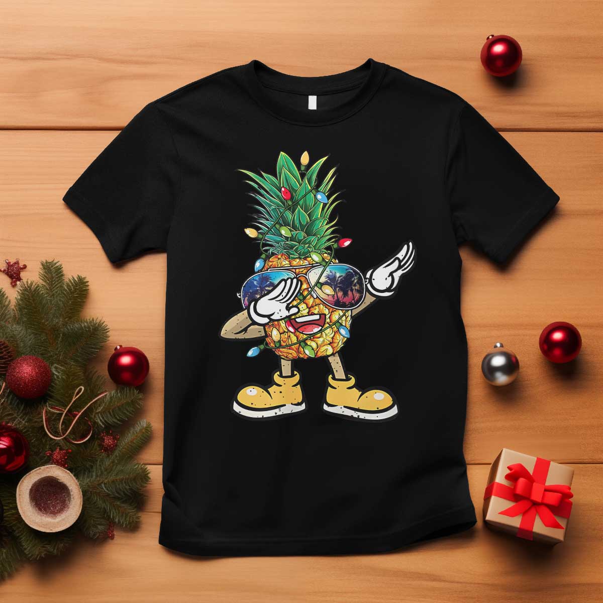 Dabbing Pineapple Christmas Tree Lights Xmas Sunglasses T Shirt Tropical Holiday Beach Tank for Hawaii Vacation - Wonder Print Shop
