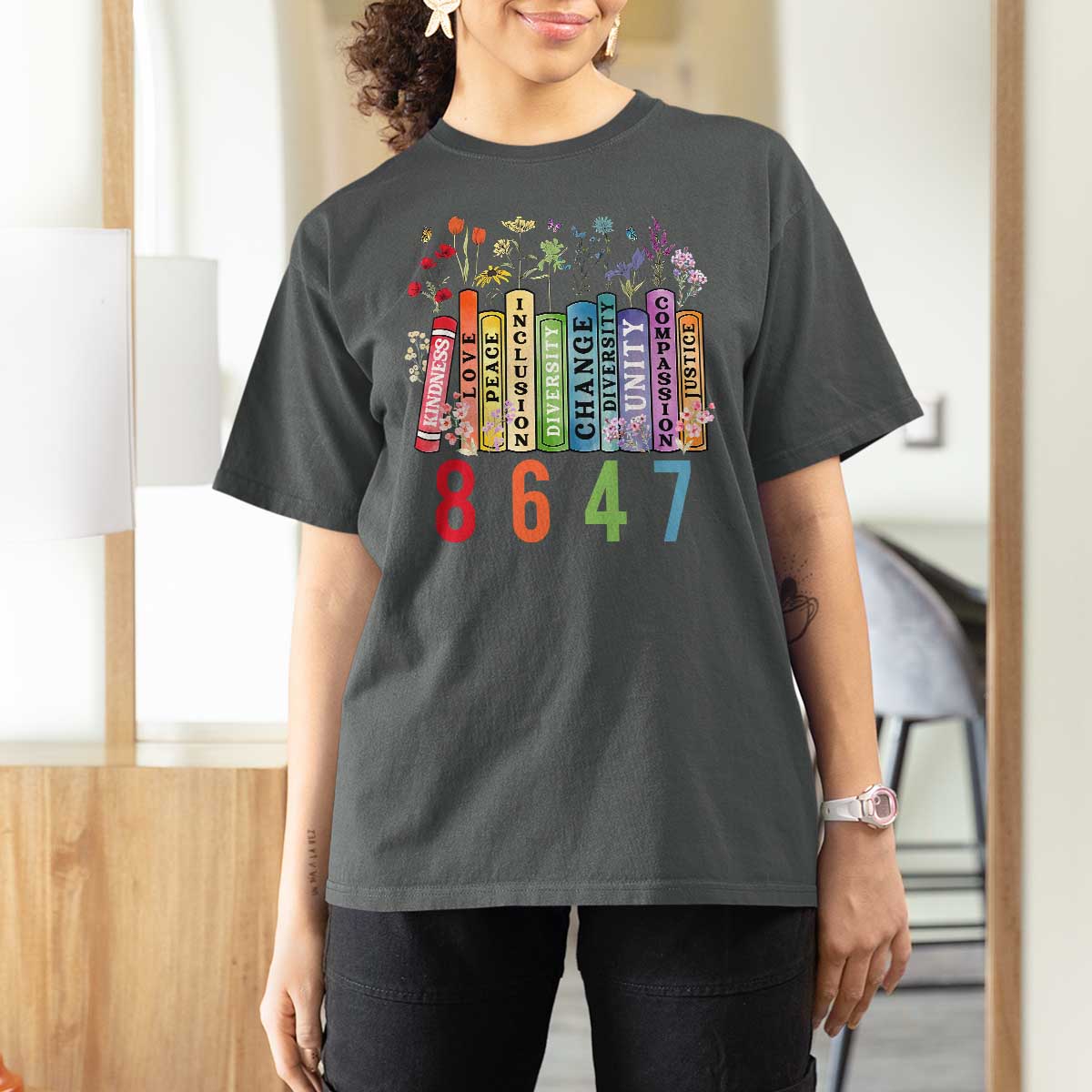 Retro 8647 T Shirt For Women Equal Rights Book Flower Feminist Women Rights