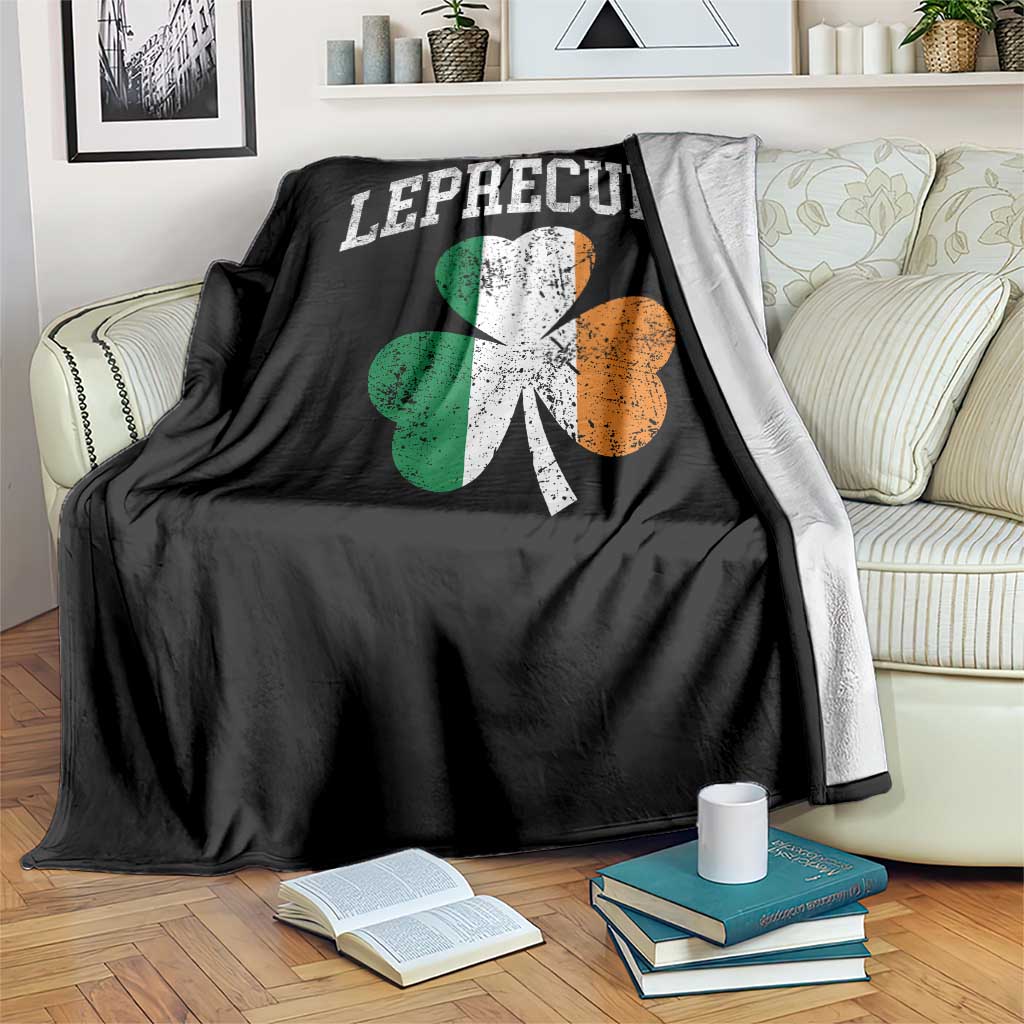 Funny Leprecunt St Patricks Day Throw Blanket Vintage Irish Shamrock Adult Humor