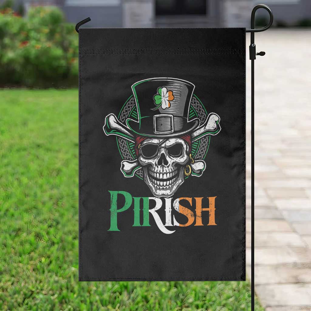 Funny St Patricks Day Pirate Garden Flag Pirish Vintage Irish Pirate Skull