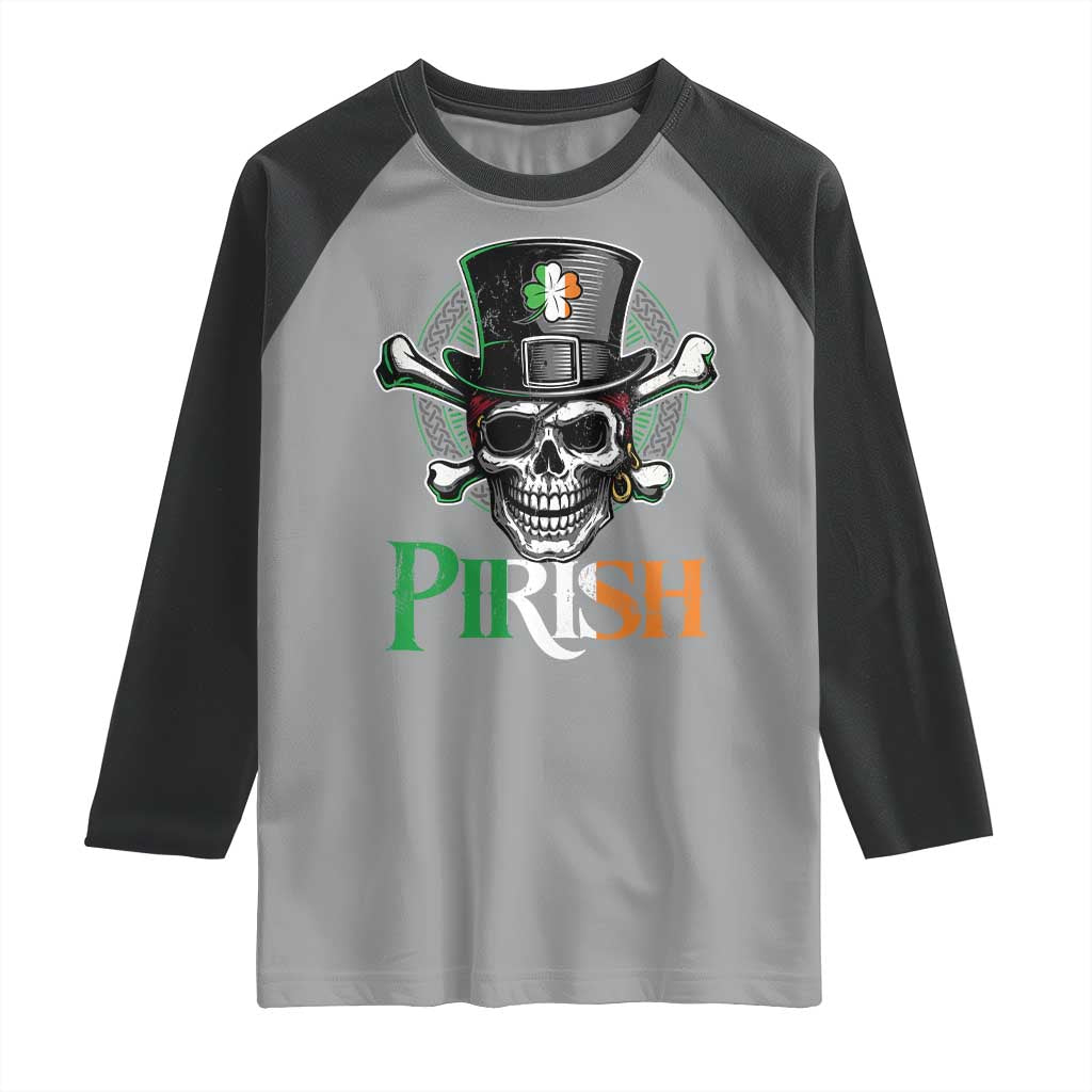 Funny St Patricks Day Pirate Raglan Shirt Pirish Vintage Irish Pirate Skull