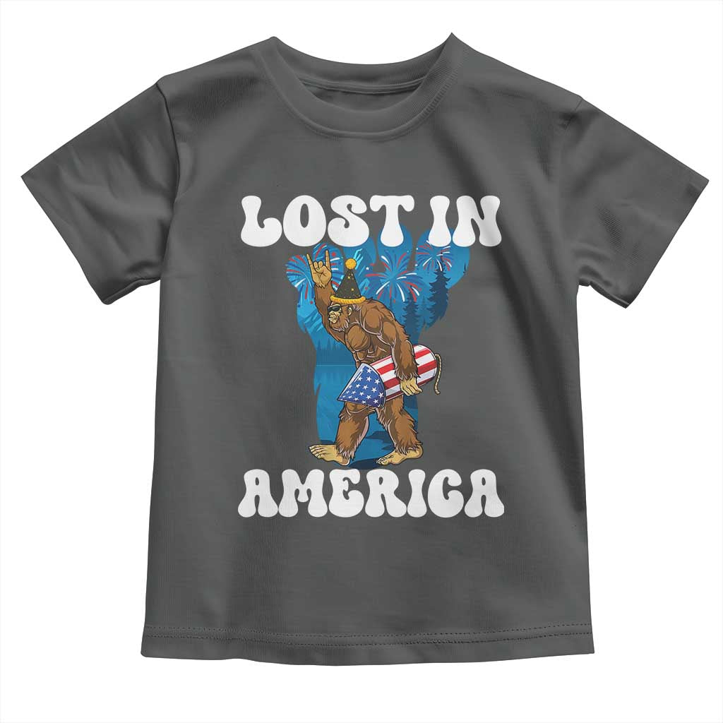 Funny 4th Of July Bigfoot Lost In America Toddler T Shirt Patriotic Sasquatch Rocket Footprint Fireworks - Wonder Print Shop