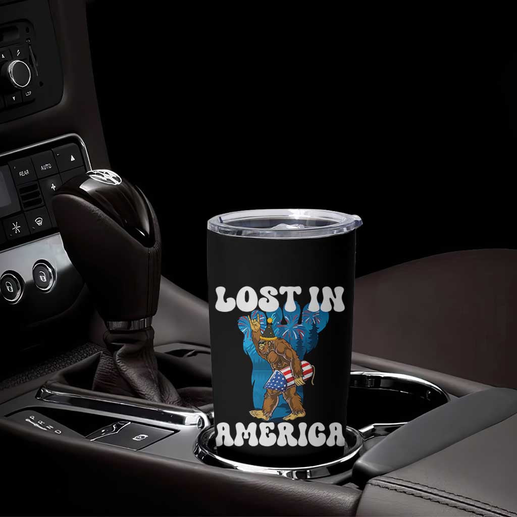 Funny 4th Of July Bigfoot Lost In America Tumbler Cup Patriotic Sasquatch Rocket Footprint Fireworks - Wonder Print Shop