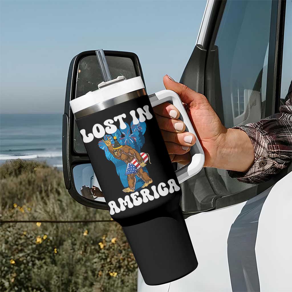 Funny 4th Of July Bigfoot Lost In America Tumbler With Handle Patriotic Sasquatch Rocket Footprint Fireworks - Wonder Print Shop