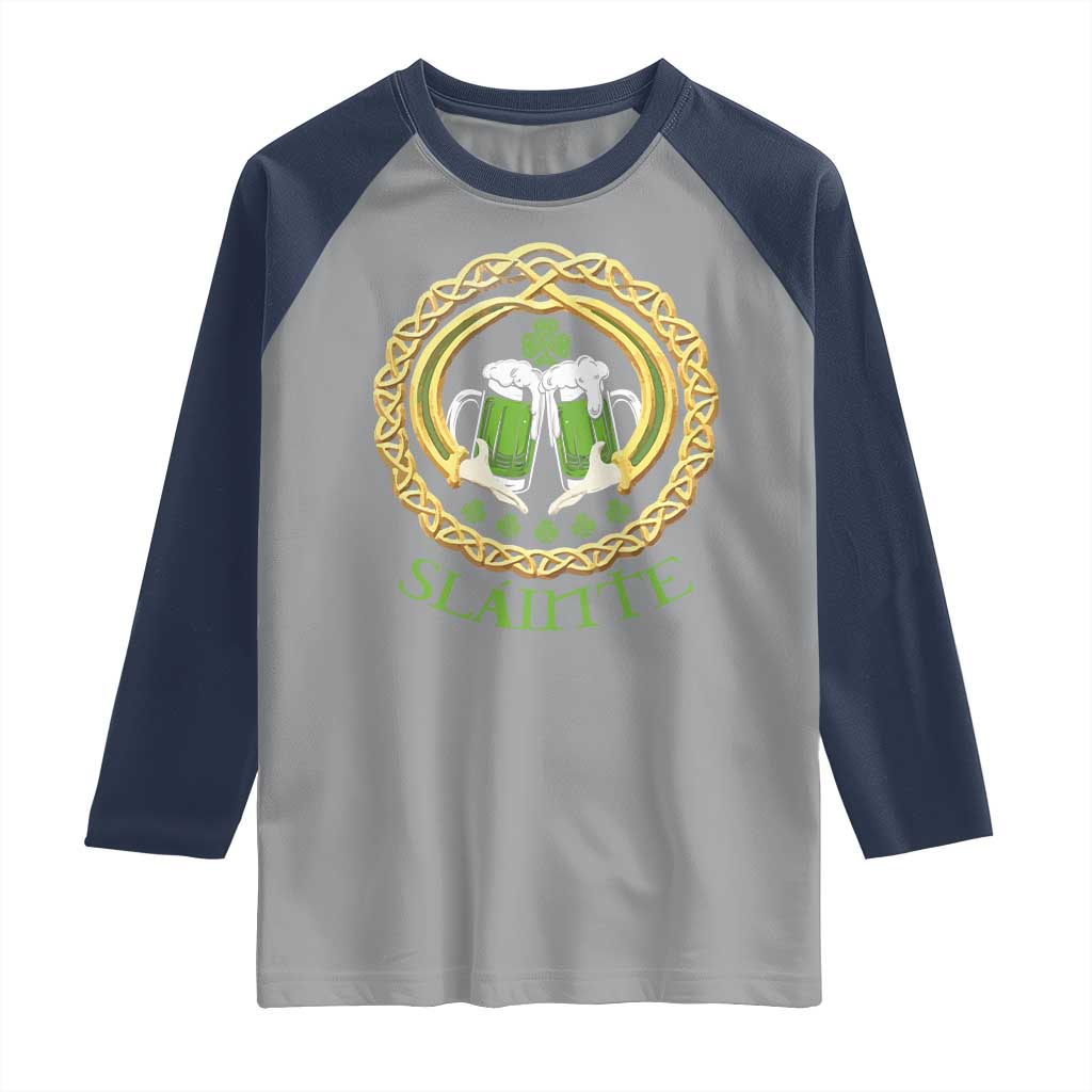 Funny Irish Beer Drinking St Patrick's Day Slainte Raglan Shirt Claddagh Ring Celtic Shamrock