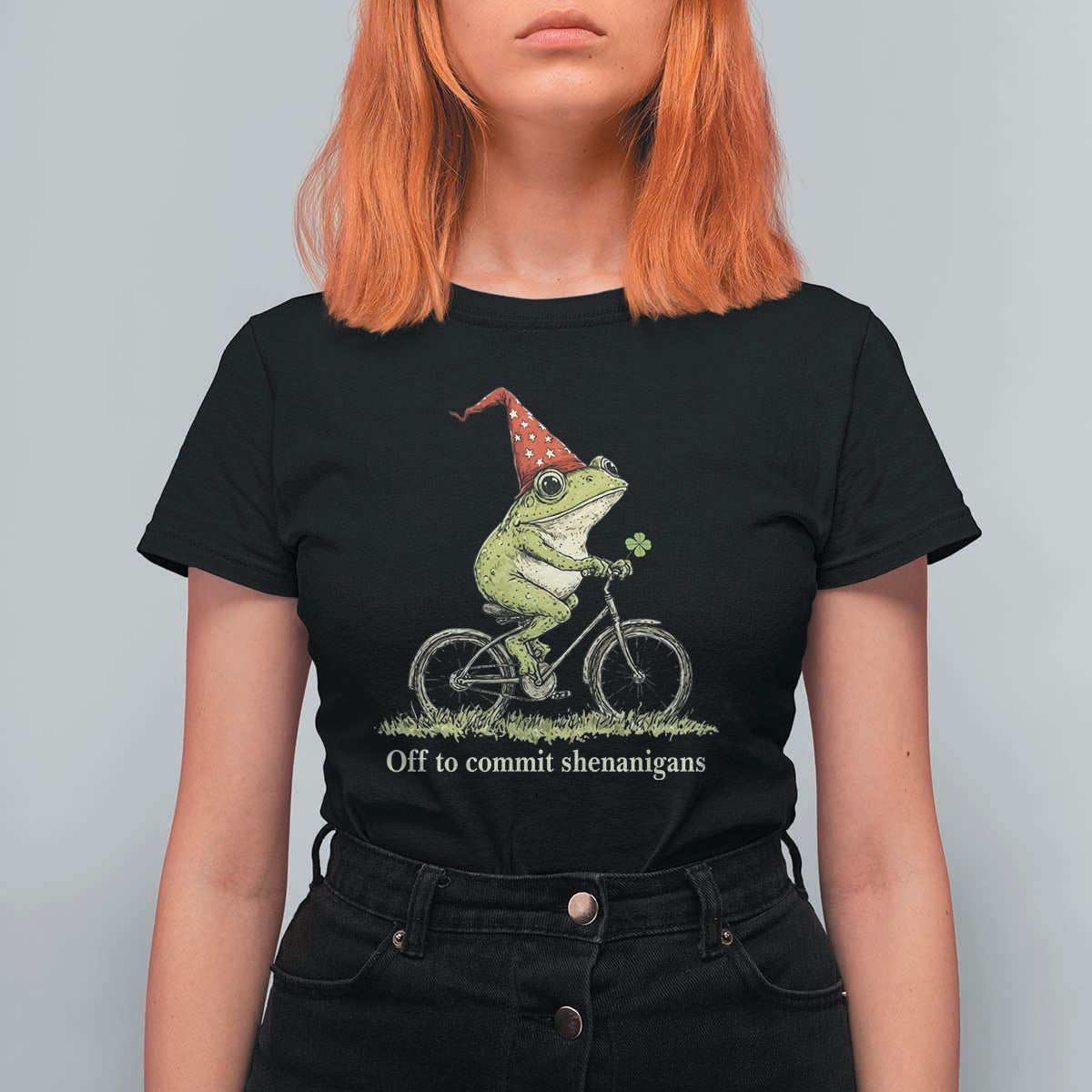 Funny Frog St Patricks Day T Shirt For Women Off To Commit Shenanigans Four Leaf Clover