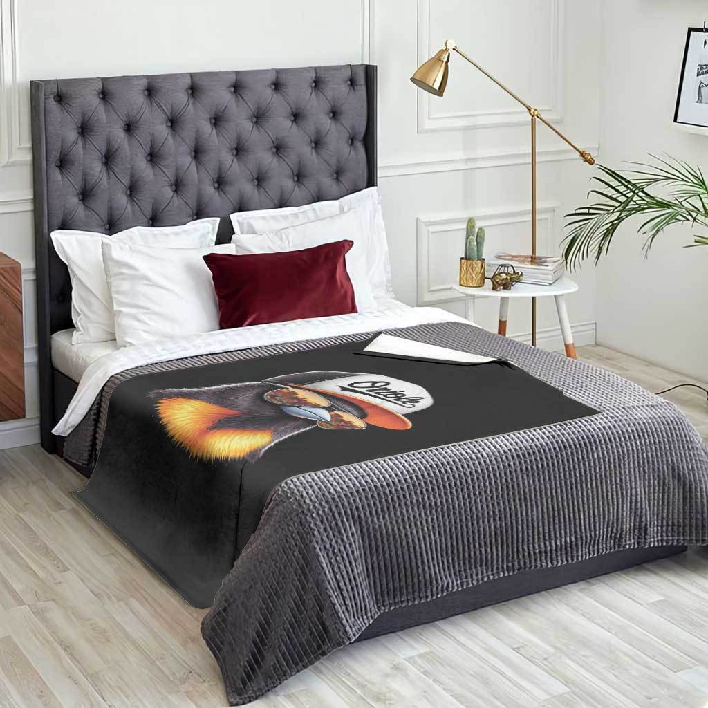 Funny Oriole Bird Wearing Baseball Cap Graphic Vintage Sport Throw Blanket