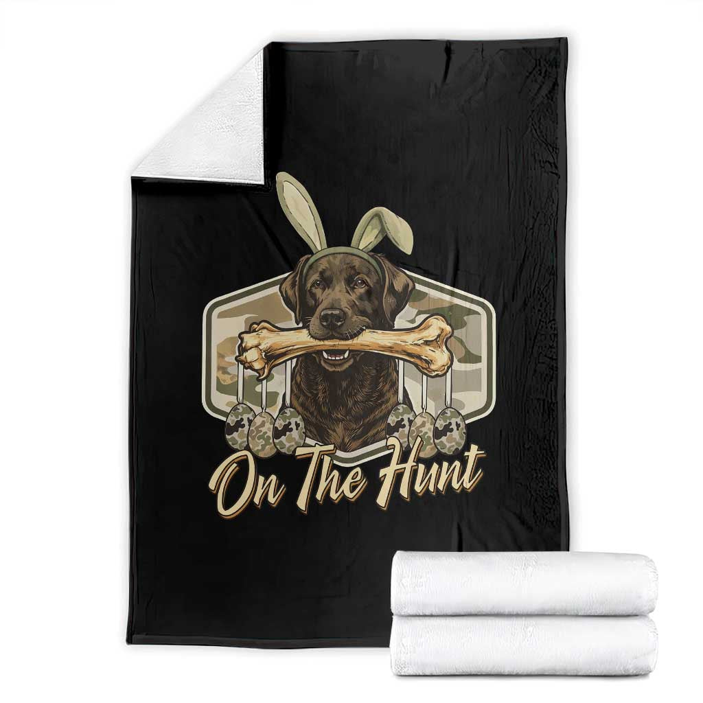 Funny Egg Hunter Throw Blanket On The Hunt Camo Easter Labrador Dog