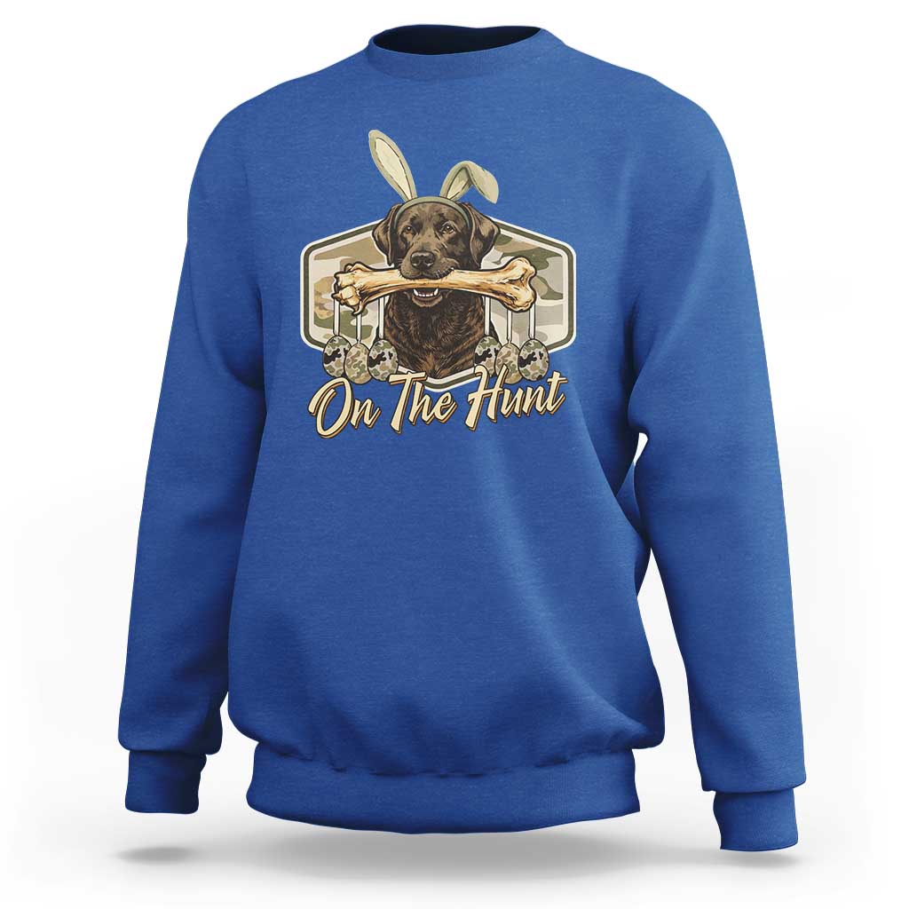 Funny Egg Hunter Sweatshirt On The Hunt Camo Easter Labrador Dog