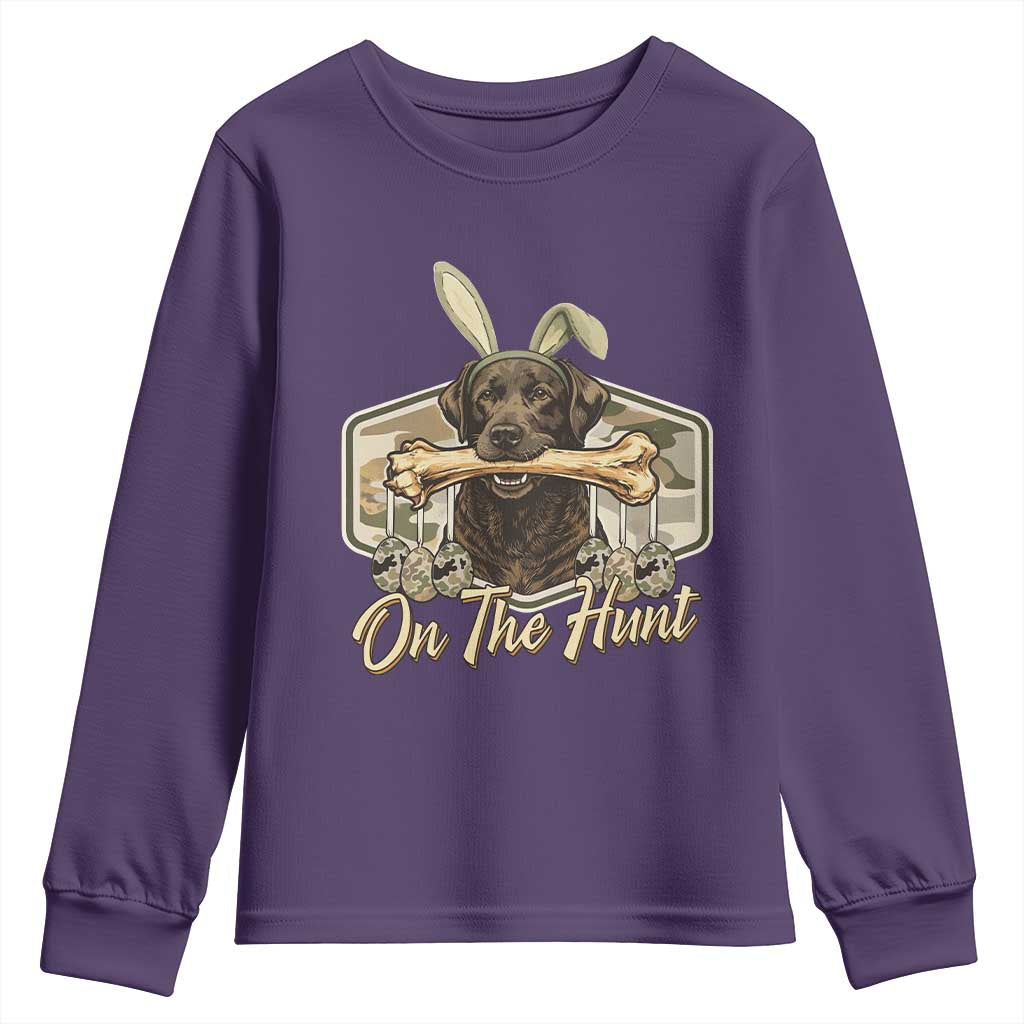 Funny Egg Hunter Youth Sweatshirt On The Hunt Camo Easter Labrador Dog