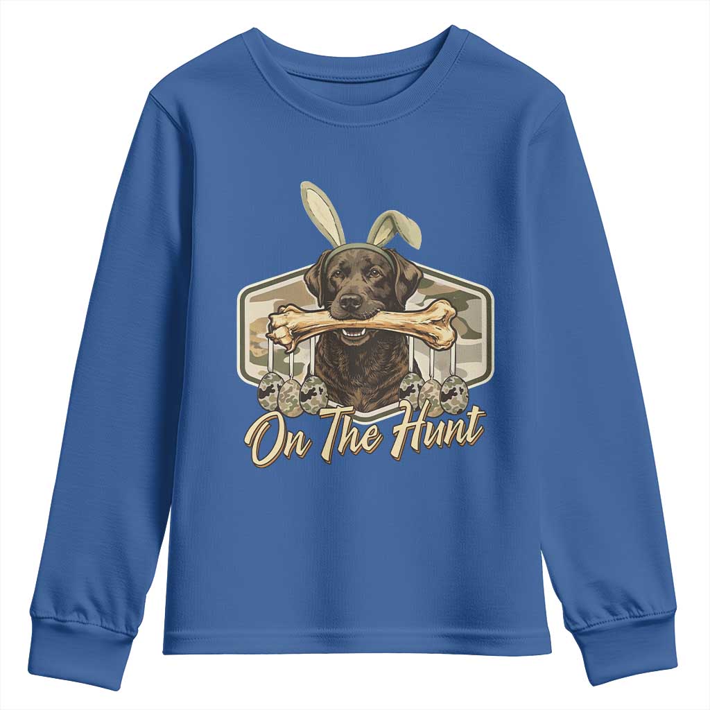 Funny Egg Hunter Youth Sweatshirt On The Hunt Camo Easter Labrador Dog