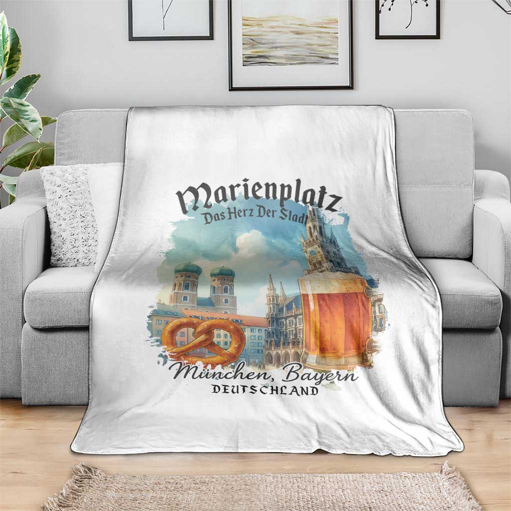 Bavarian Festival Munich Oktoberfest Throw Blanket Das Herz Der Stadt Beer Pretzel - Wonder Print Shop