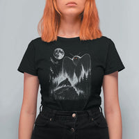 Mothman Howling at Moon 90s Retro T Shirt For Women Funny West Virginia Cryptid