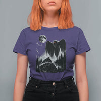 Mothman Howling at Moon 90s Retro T Shirt For Women Funny West Virginia Cryptid