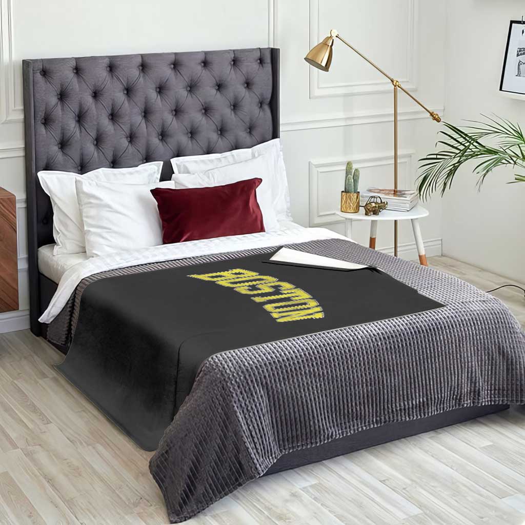 Retro Yellow Boston Massachusetts MA Vintage Throwback Running Throw Blanket