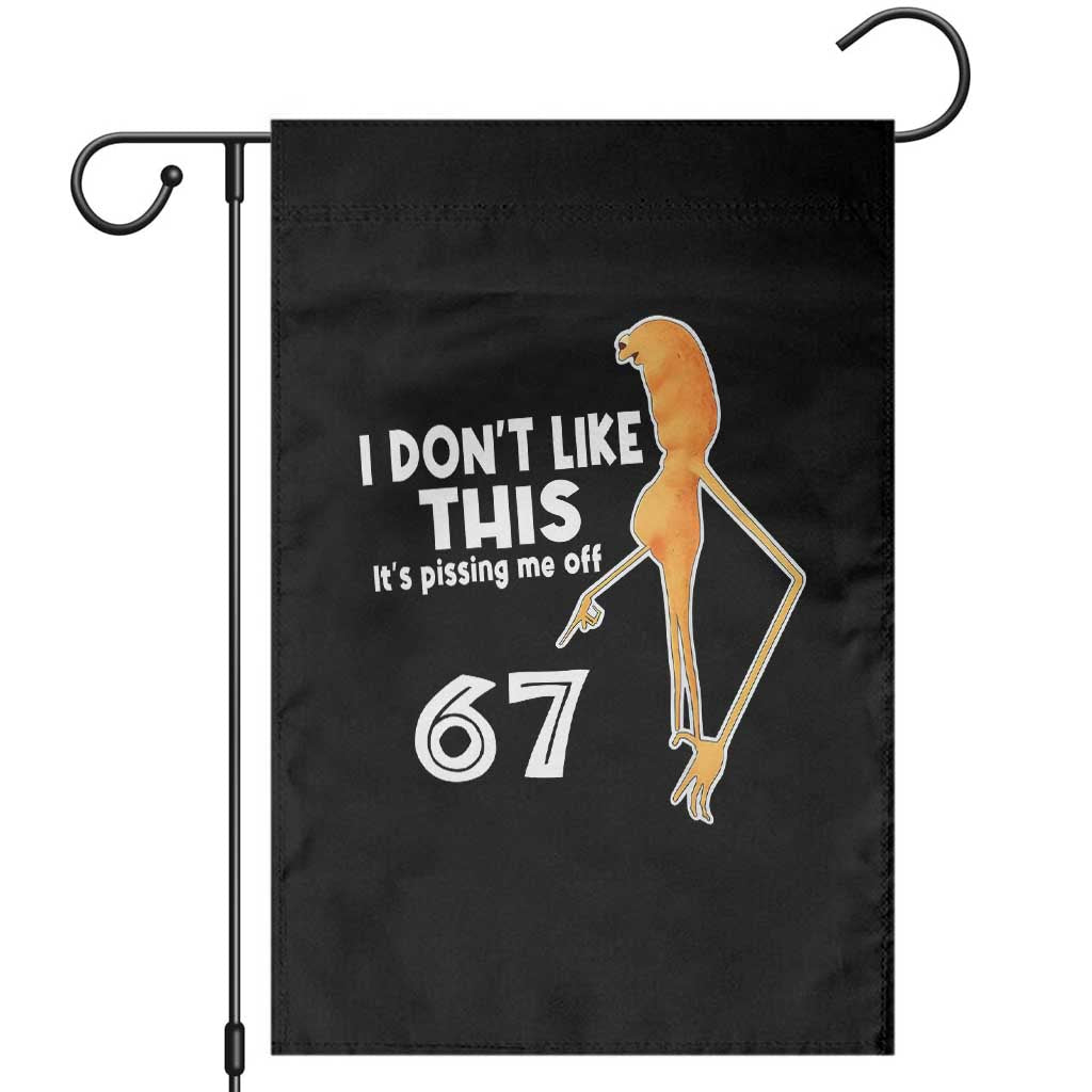 Funny Marcus The Worm 67 Meme Garden Flag I Dont Like This Its Pissing Me Off - Wonder Print Shop