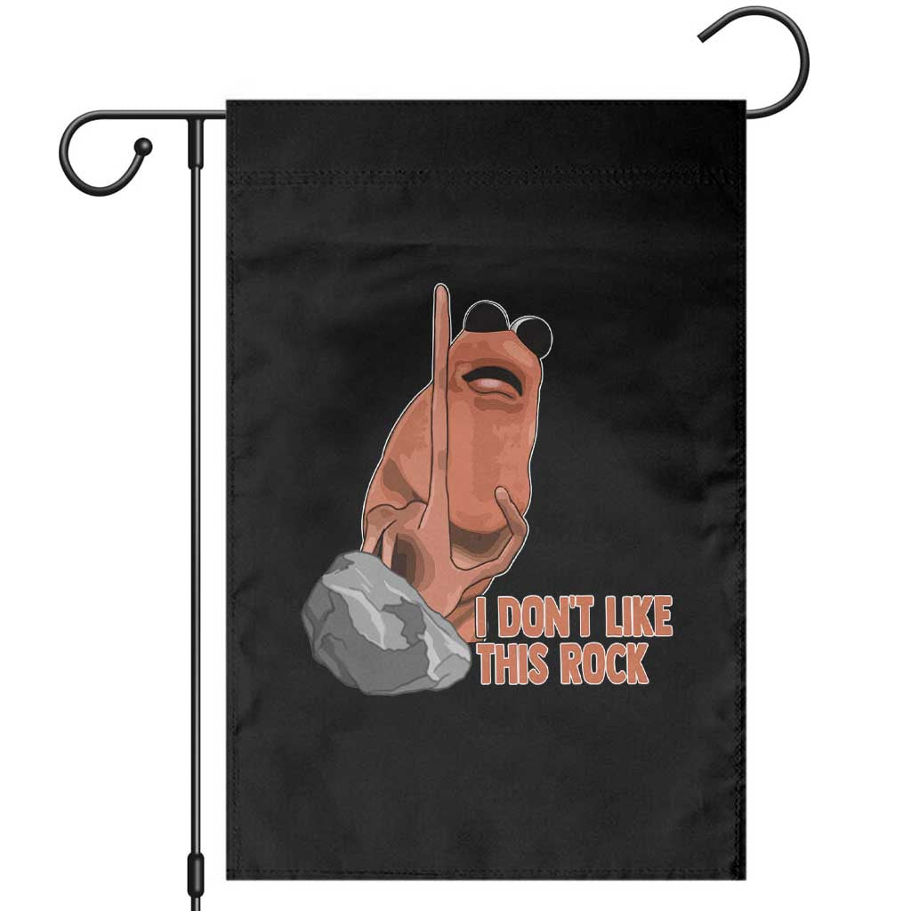Funny Marcus The Worm Garden Flag I Dont Like This Rock Meme - Wonder Print Shop