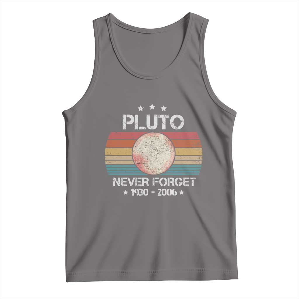 Funny Never Forget Pluto Tank Top 1930-2006 Retro Style Space Lover