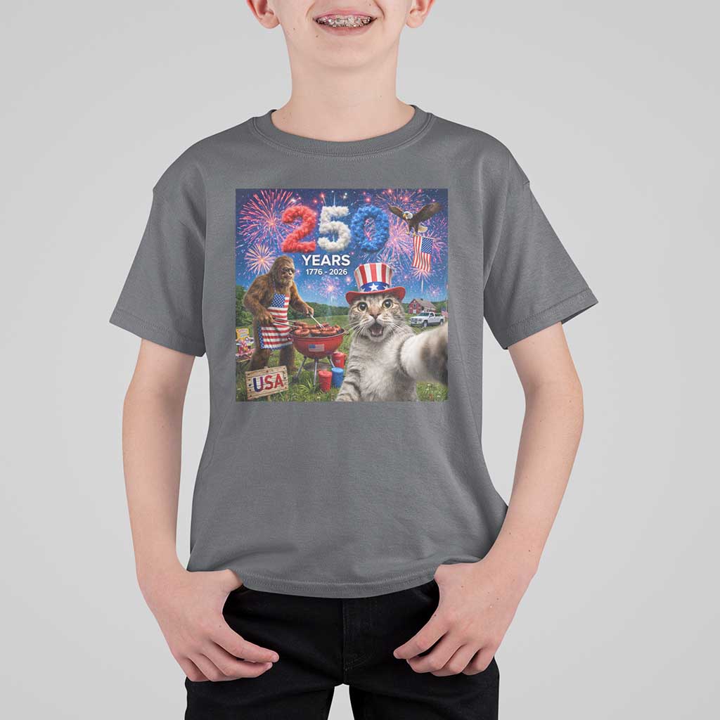 Cat Selfie with Bigfoot USA 250 Years T Shirt For Kid Funny 4th Of July Cat Graphic