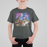 Cat Selfie with Bigfoot USA 250 Years T Shirt For Kid Funny 4th Of July Cat Graphic