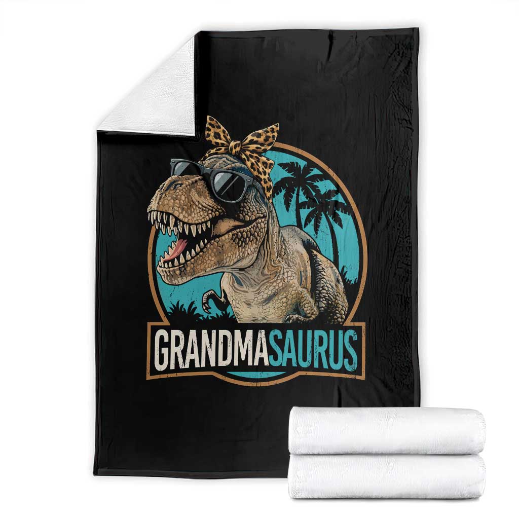 Grandmasaurus Funny Dinosaur Grandma Throw Blanket Family Matching