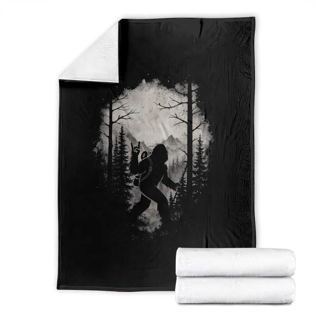 Funny Bigfoot Hiking Night Stroll Mountain Forest Throw Blanket - Wonder Print Shop