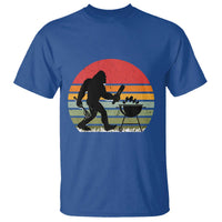 Funny Retro Bigfoot Grilling BBQ Chef T Shirt - Wonder Print Shop