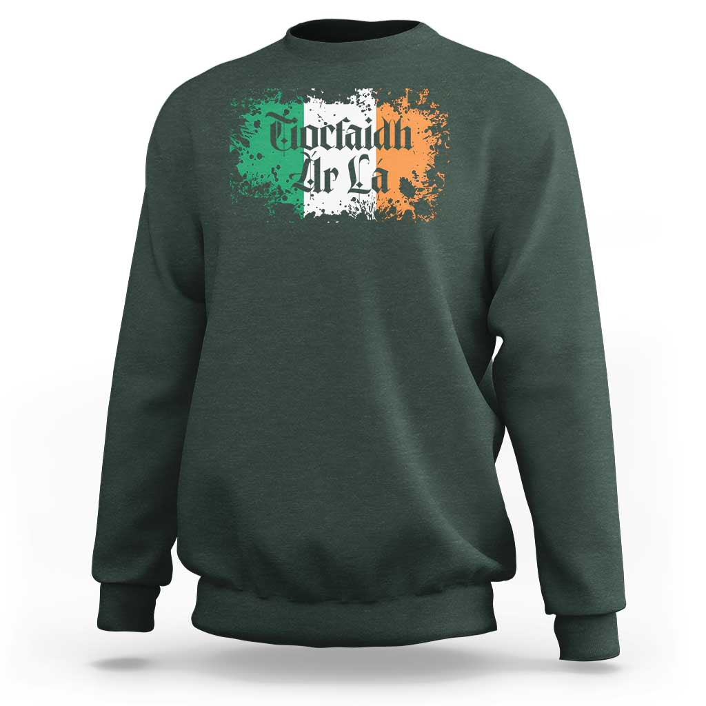 Tiocfaidh Ar La Sweatshirt Vintage Irish Ireland Flag