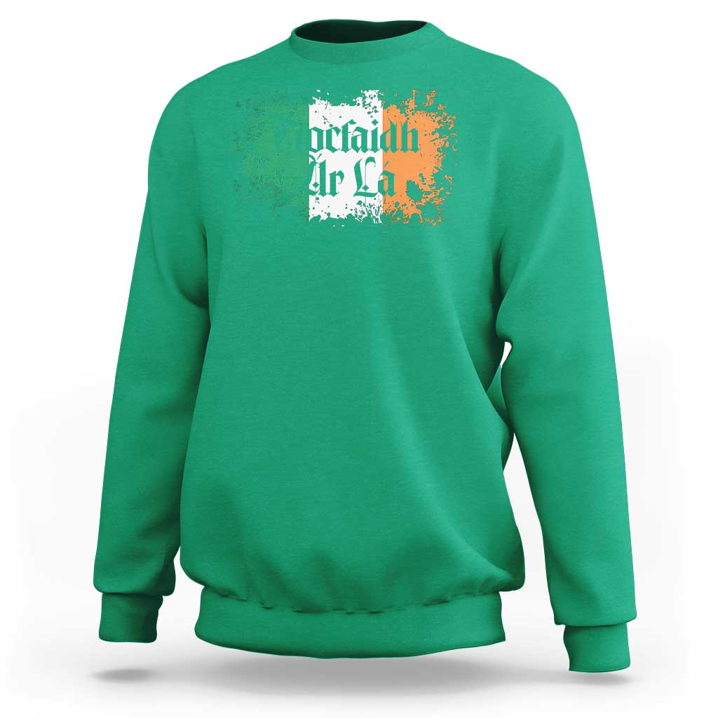 Tiocfaidh Ar La Sweatshirt Vintage Irish Ireland Flag