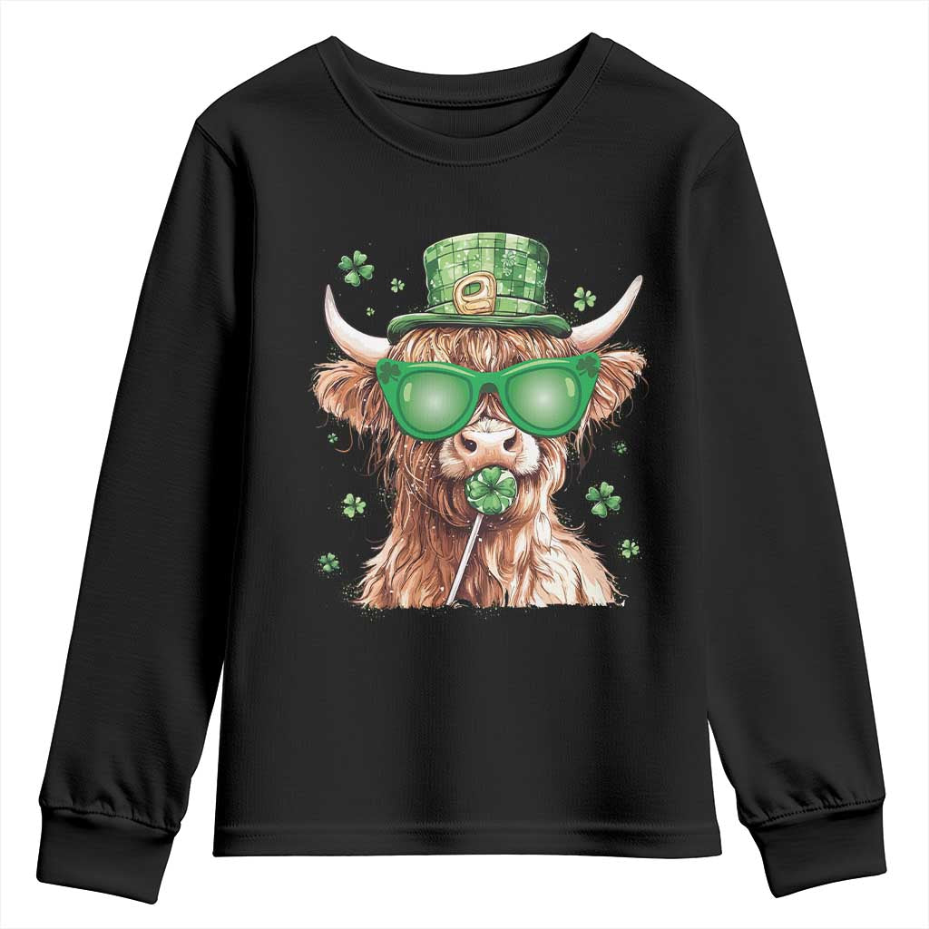 Funny St Patrick's Day Highland Cow Shamrock Youth Sweatshirt