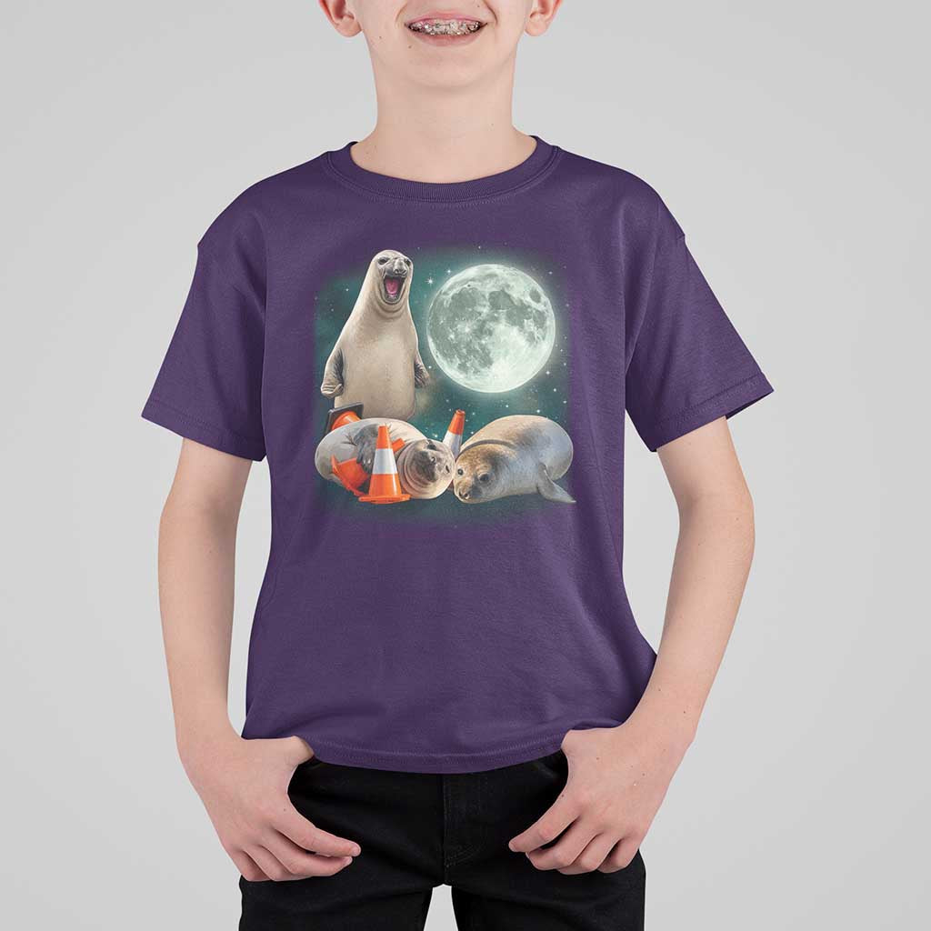 Funny Neil The Seal Howling at Moon 90s Retro T Shirt For Kid