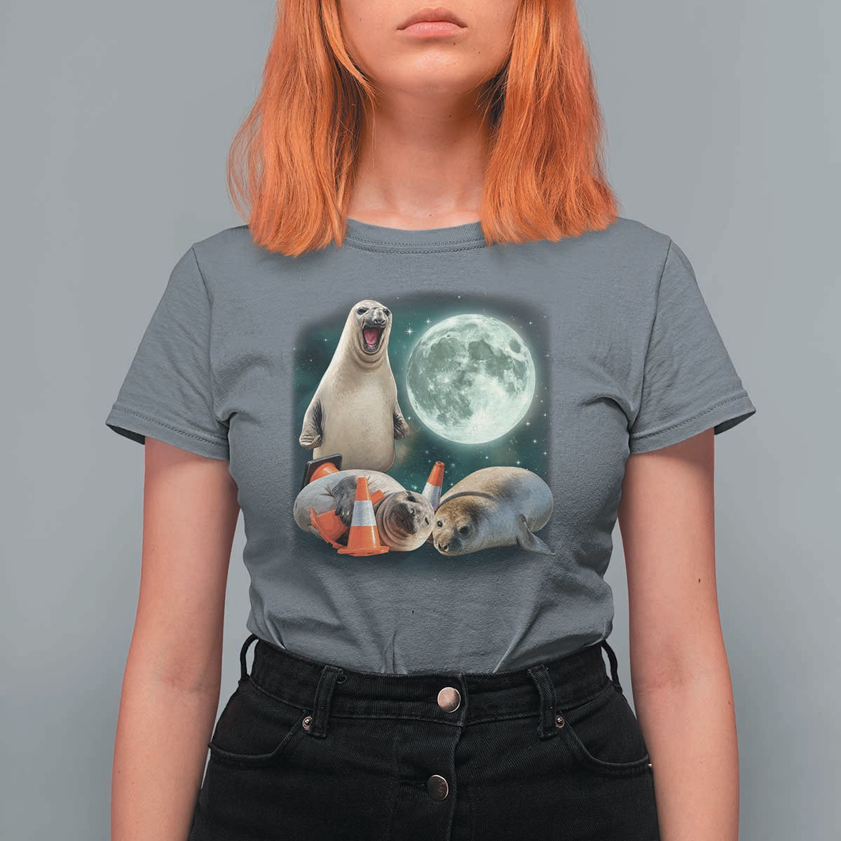 Funny Neil The Seal Howling at Moon 90s Retro T Shirt For Women